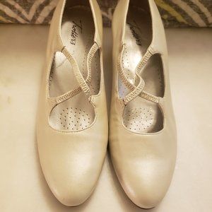 Trotters Low Heel Shoes